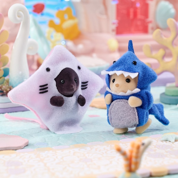 Sylvanian Families - 5684 - Duo de bébés costumés Monde Marin