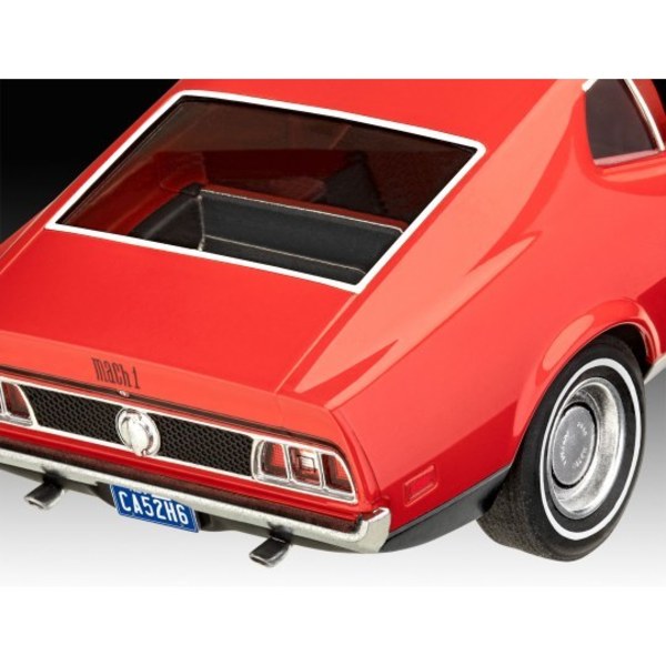 Maquette Ford Mustang Mach I James Bond 1/25