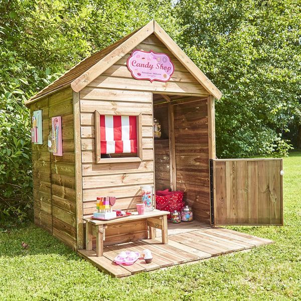 Maison en bois avec terrasse et bois Heidi