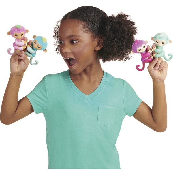 Figurine Fingerlings Ava