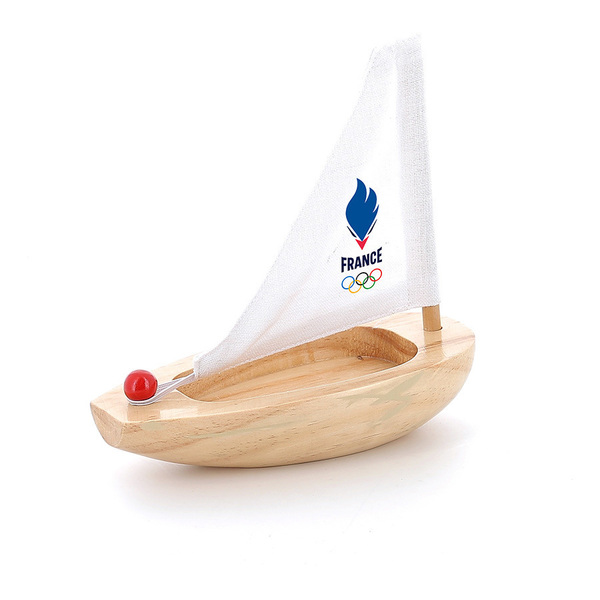 Petit voilier France Jeux Olympiques Paris 2024