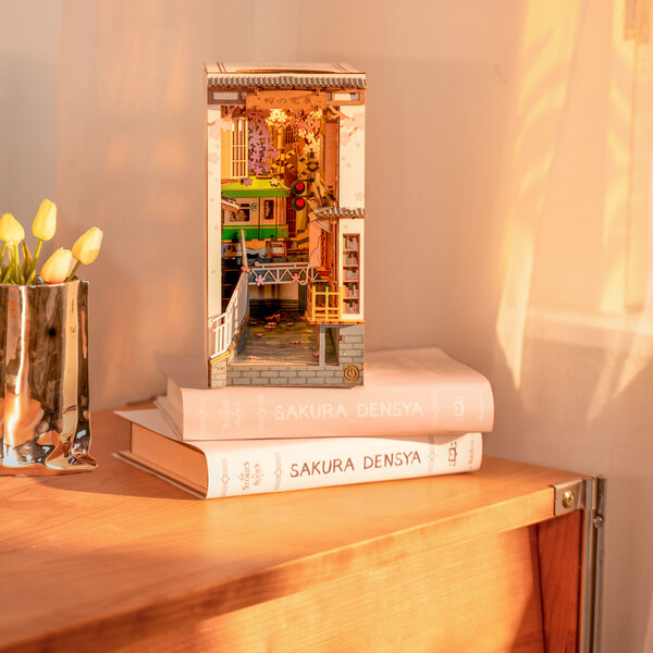 Book Nook - Sakura Densya (340 pièces)