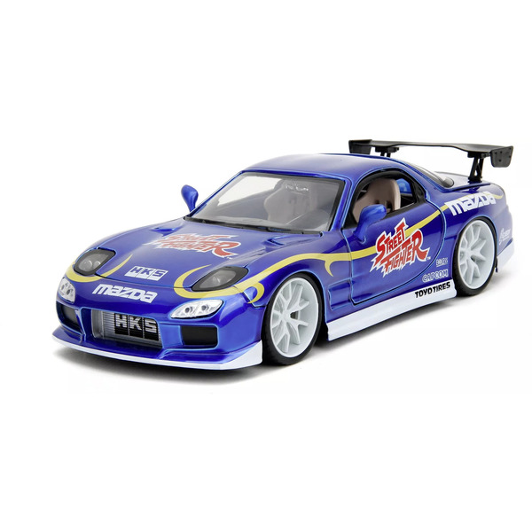 Mazda RX-7 1993 1/24 et figurine de Chun-Li Street Fighter