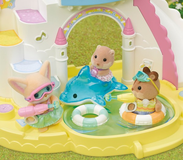 Sylvanian Families - 5749 - Le trio bébés à la piscine 