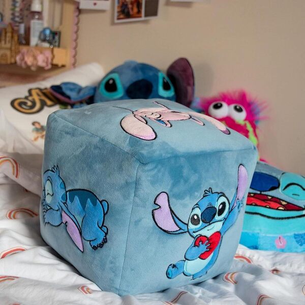 Coussin cube Lilo & Stitch 25cm