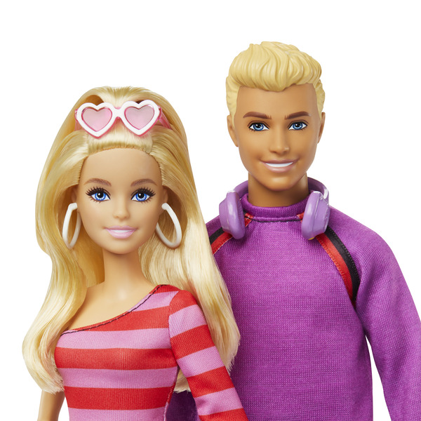 Coffret poupées Barbie et Ken en rollers 