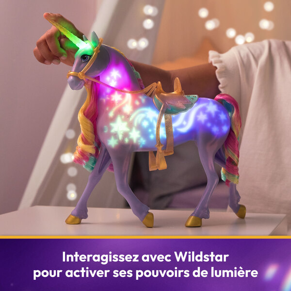 Licorne Wildstar à fonctions et poupée Sophia - L École des Licornes 