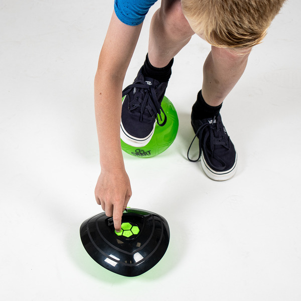 Hover Football - Lot De 2 Ballons Flottants Avec LEDs Pour L'Intérieur | Pare-Chocs En Mousse Pour Protéger Les Meubles | Jouet Enfant 3-12 Ans