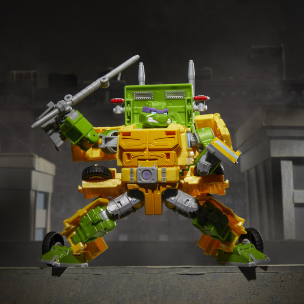 Figurine Transformers TMNT Party Wallop 17 cm