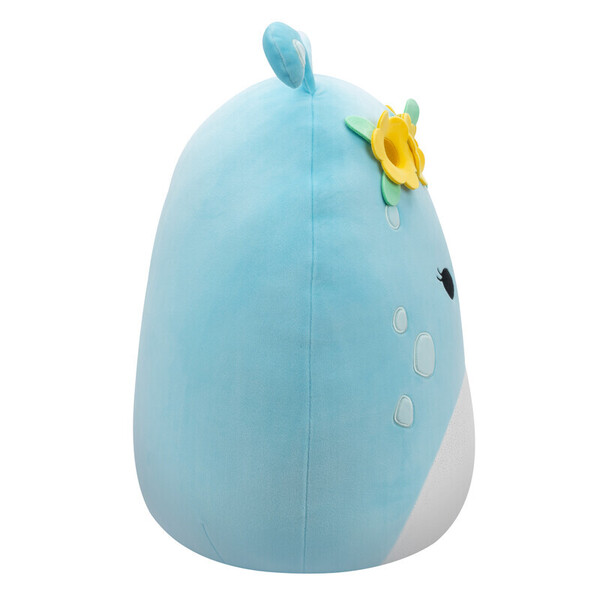 Peluche Squishmallows Natnat l extraterrestre bleu pastel avec une couronne de fleurs