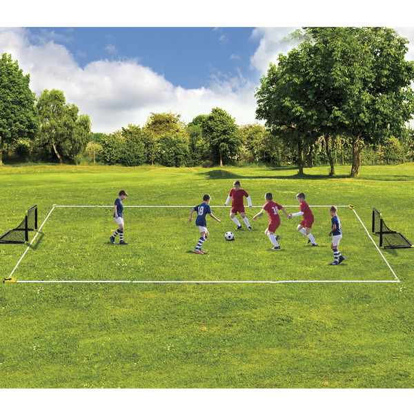2 cages de foot pliable avec ballon