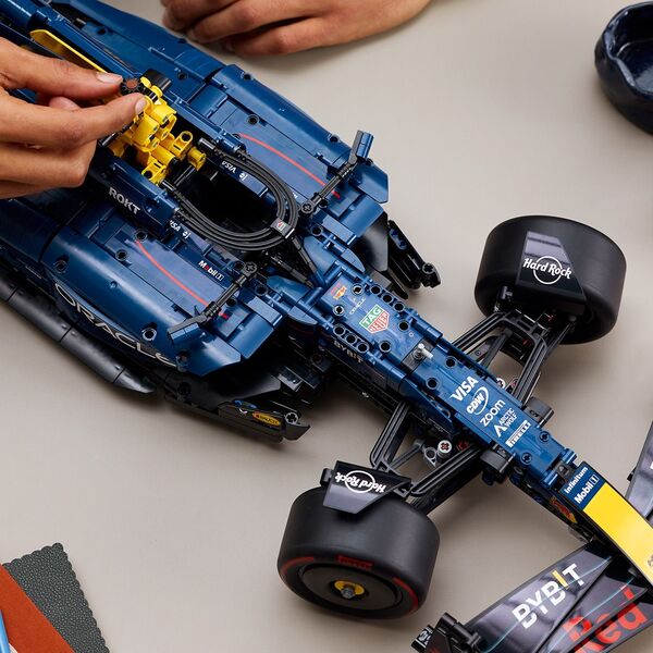 42206 - LEGO® Technic - F1 Oracle Red Bull Racing RB20