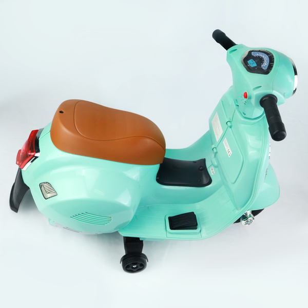 Mini Vespa GTS électrique bleu – Turbo Challenge