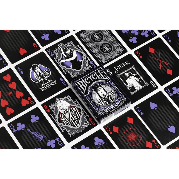 Jeu de 54 cartes Bicycle Mercredi Addams