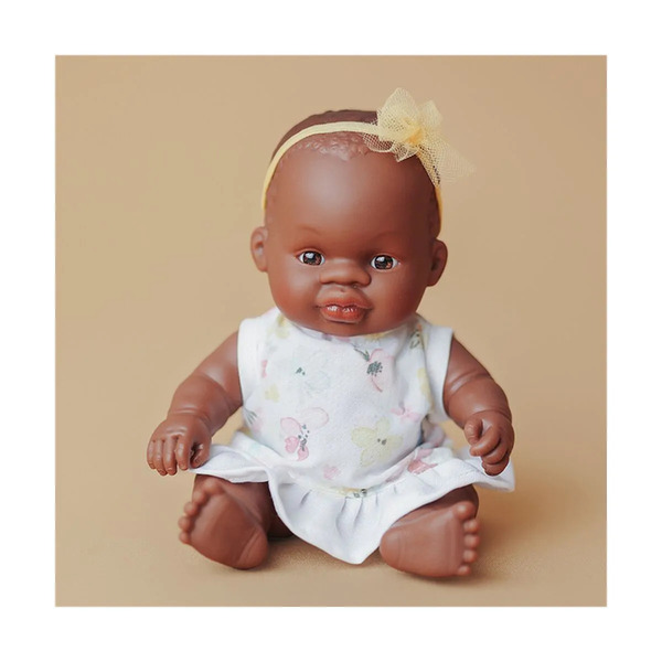 Poupon bébé fille africaine Miniland 21cm