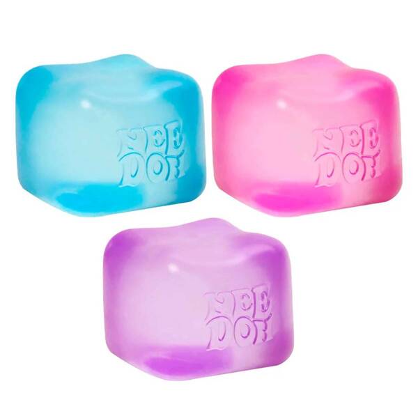 Boule anti-stress en forme de cube Needoh