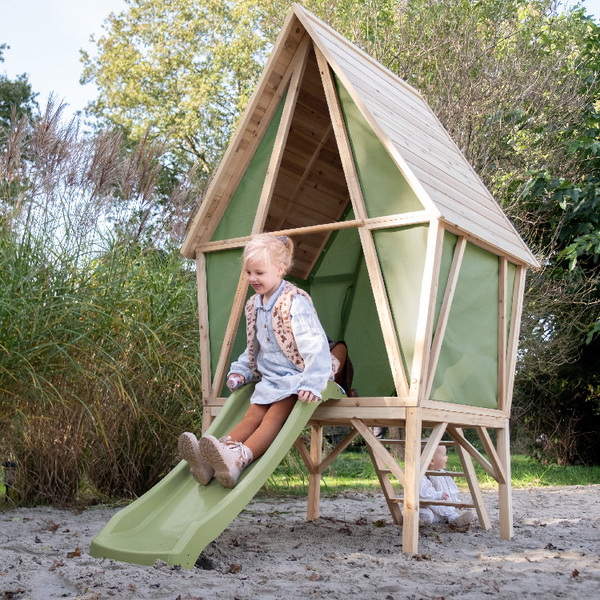 Maisonnette sur pilotis avec toboggan Yuki 300