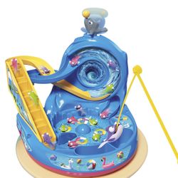 Jeu interactif parc aquatique avec poissons