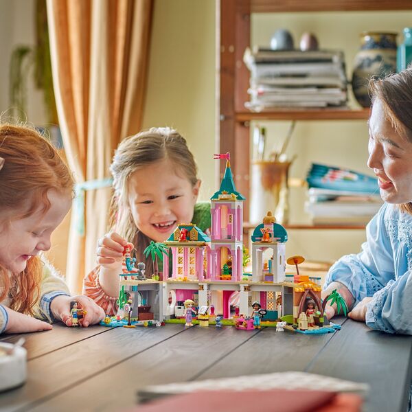 43267 - LEGO® Disney - Le Château des Princesses et les Animaux Royaux