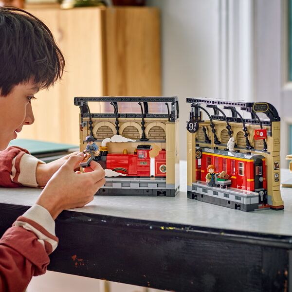 76450 - LEGO® Harry Potter™ - Book nook : le Poudlard Express