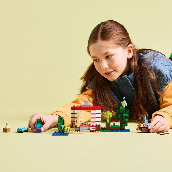 21275 - LEGO® Minecraft® - La Maison en TNT de la Jungle