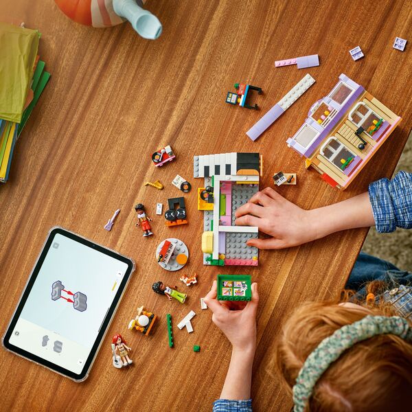 42653 - LEGO® Friends Le magasin de musique et l’appartement