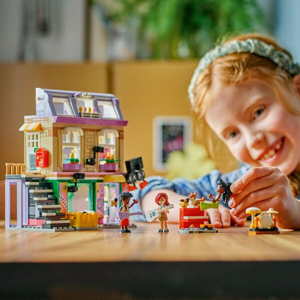 42653 - LEGO® Friends Le magasin de musique et l’appartement