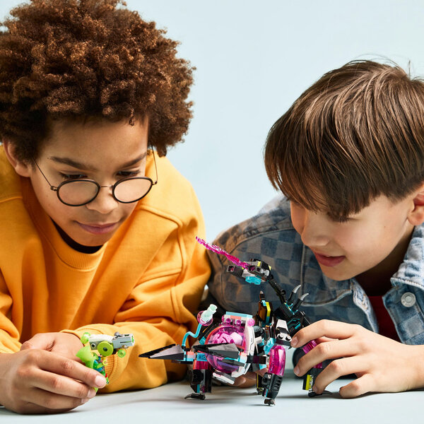 71495 - LEGO® DREAMZzz™ - Mateo contre le robot Cyber cerveau