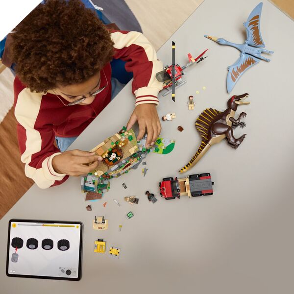 76976 - LEGO® Jurassic World - Mission aérienne avec le spinosaure et le quetzalcoatlus