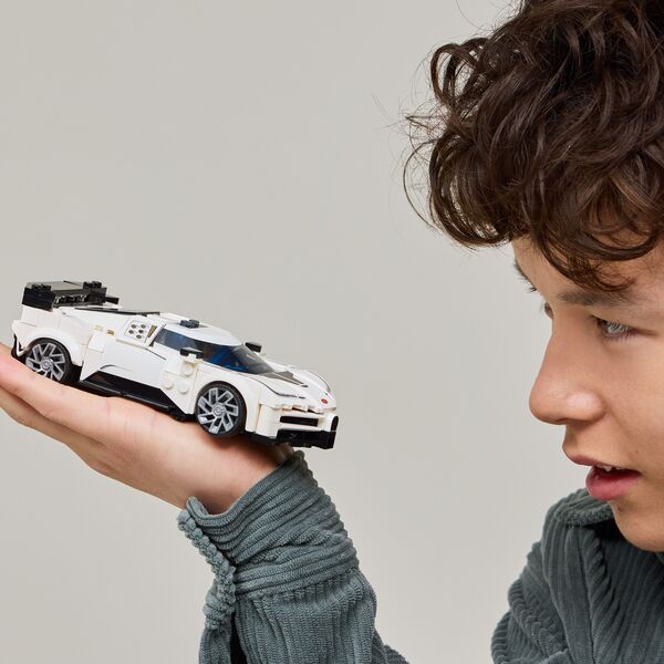 77240 - LEGO® Speed Champions - Hypercar Bugatti Centodieci