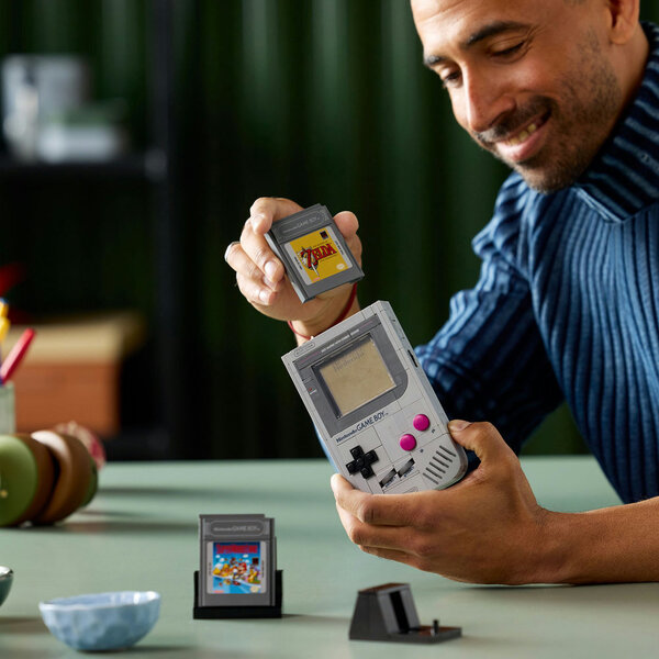 72046 - LEGO® Super Mario - Game Boy™