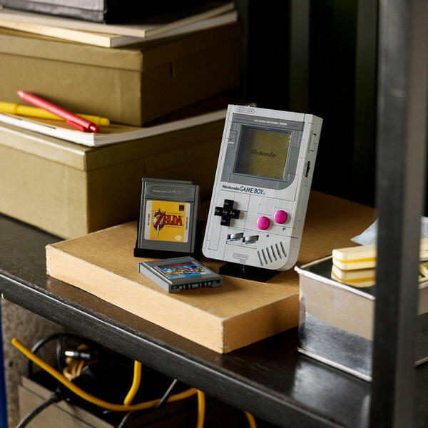 72046 - LEGO® Super Mario - Game Boy™