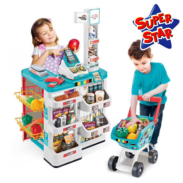 Marchande avec caddie et accessoires