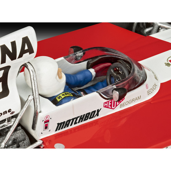 Maquette Surtees TS16/03
