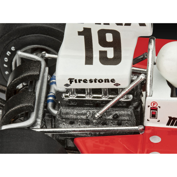 Maquette Surtees TS16/03