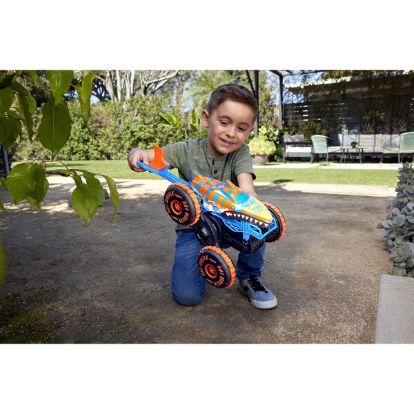 Véhicule Télécommandé 1/15 Tiger Shark Escaladeur Hot Wheels