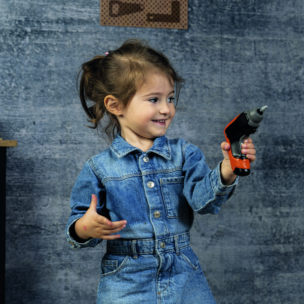 Camion Bricolo + Visseuse Black et Decker