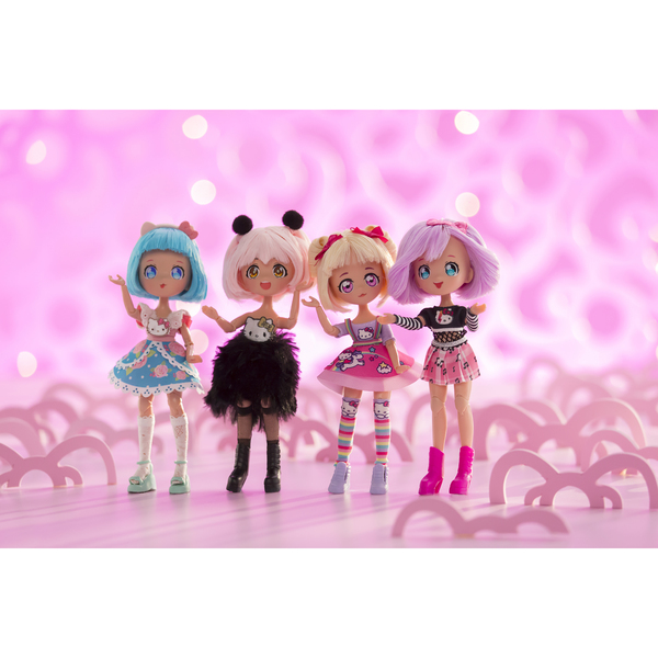 Poupée articulée Hello Kitty 4SF (modèle aléatoire)