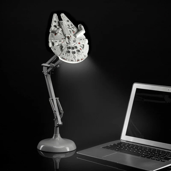 Star Wars - Lampe de Bureau - Millennium Falcon