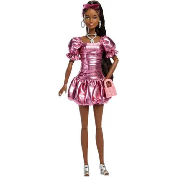 Barbie - Poupée Deluxe Style Métali Corail