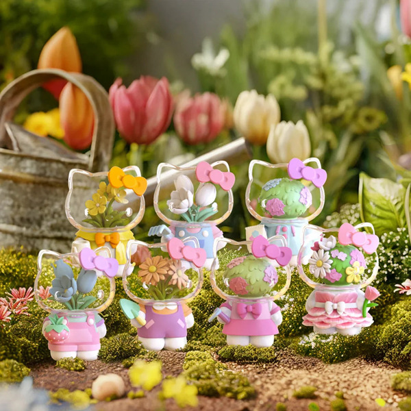 Figurine Hello Kitty X Azuma Makoto - Édition florale (modèle aléatoire)