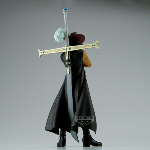 Figurine Dracule Mihawk The Grandline Series One Piece